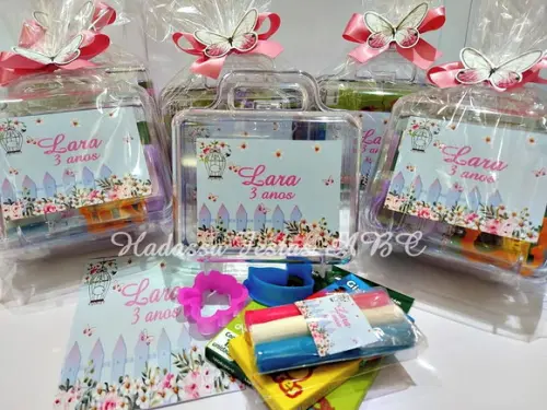 Maleta com Kit para Colorir Tema Jardim Encantado