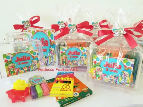 Maleta com Kit para Colorir Tema Patati Patatá
