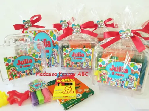 Maleta com Kit para Colorir Tema Patati Patatá