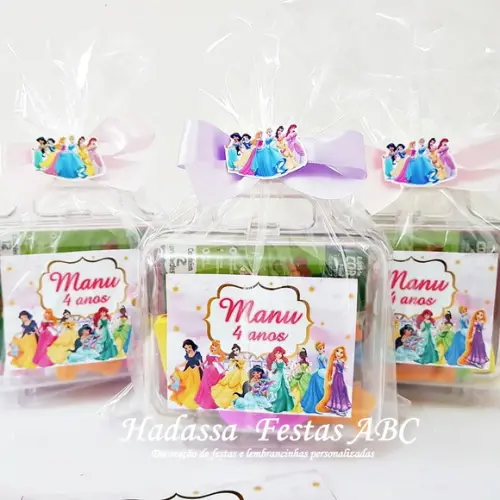 Maleta com Kit para Colorir Tema Princesas