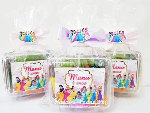 Maleta com Kit para Colorir Tema Princesas
