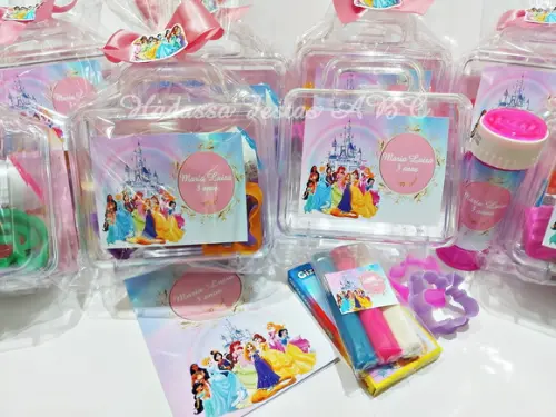 Maleta com Kit Pintura Princesas