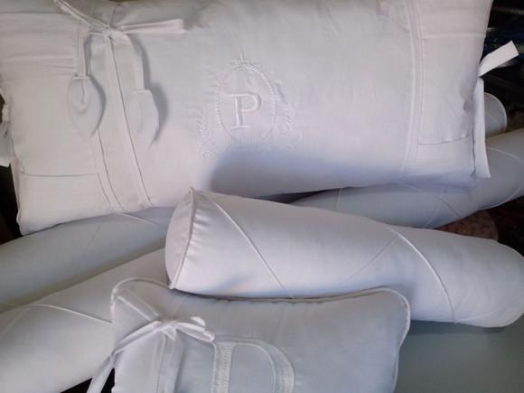 Kit Berço personalizado Branco Padrão Americano