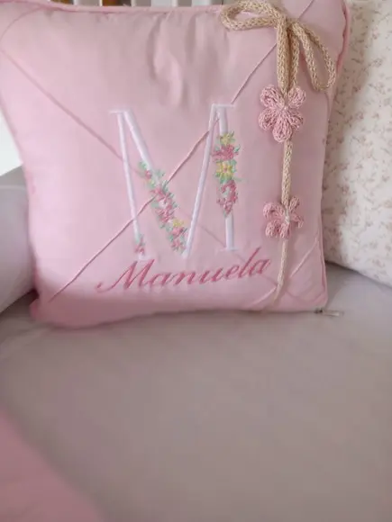 Almofada Decorativa Personalizada Bordada