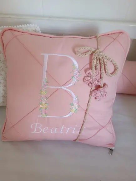 Almofada Decorativa Personalizada Bordada
