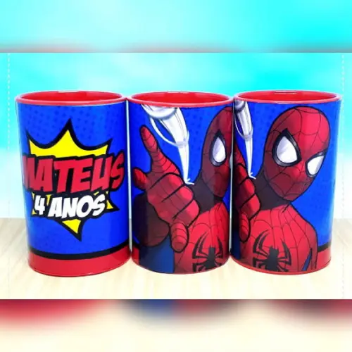 Cofrinho homem aranha