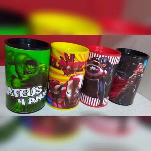 Cofrinho vingadores