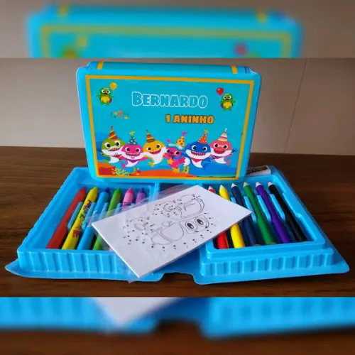 Estojo de colorir baby shark