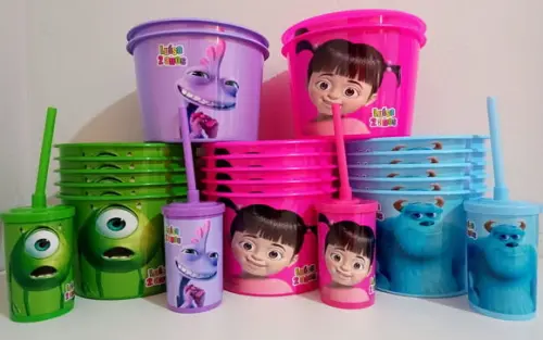 Kit Cineminha Monstros S.a