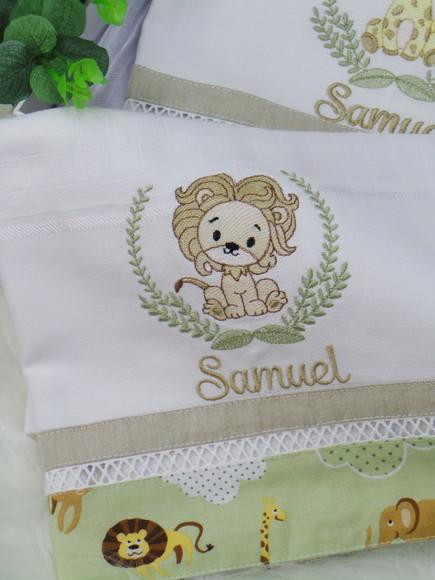 Kit de Fraldas Bebê Bordada Personalizada