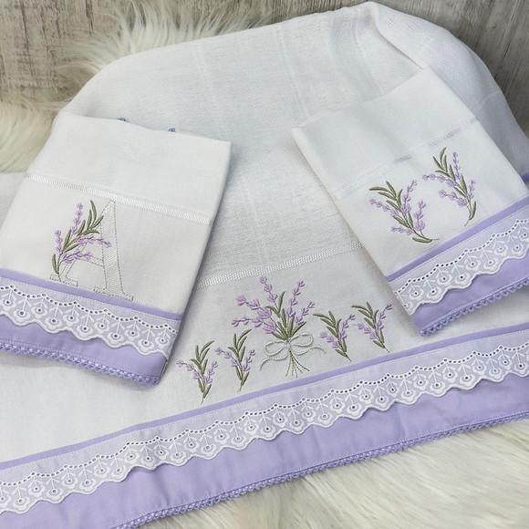 Kit de Fraldas Bebê Bordado Lavanda
