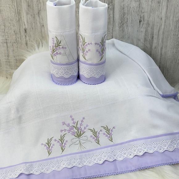 Kit de Fraldas Bebê Bordado Lavanda