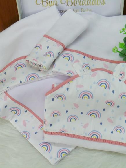 Kit Enxoval Bebê Arco Íris Incluso Nome do Bebê
