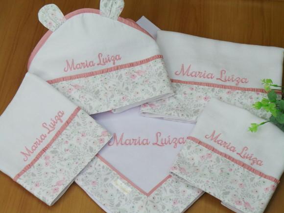 Kit Enxoval Bebê Flores e Passarinhos Personalizado