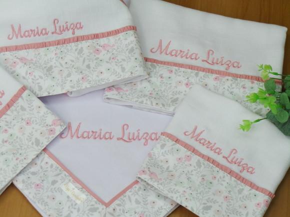 Kit Enxoval Bebê Flores e Passarinhos Personalizado