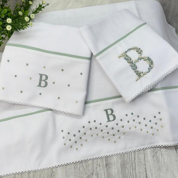 Kit Enxoval Bebê Monograma Folhagem e Poá