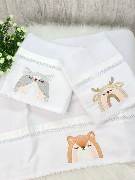 Kit Fralda Bebê Bordado Boho Arco Íris