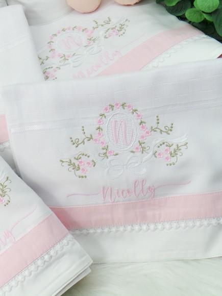 Kit Fralda Bordado Floral Delicado