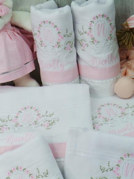 Kit Fralda Bordado Floral Delicado