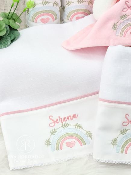 Kit Fraldas Bebê Bordado Arco Iris