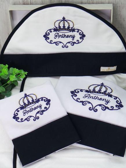 Kit Toalha Capuz e Fraldas Personalizada Coroa