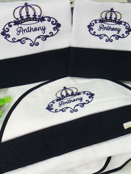 Kit Toalha Capuz e Fraldas Personalizada Coroa