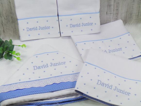 Kit Toalha Capuz e Fraldas Personalizada Poá