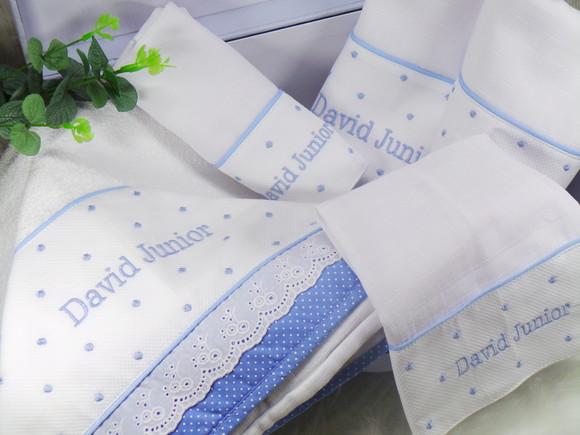 Kit Toalha Capuz e Fraldas Personalizada Poá