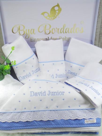 Kit Toalha Capuz e Fraldas Personalizada Poá