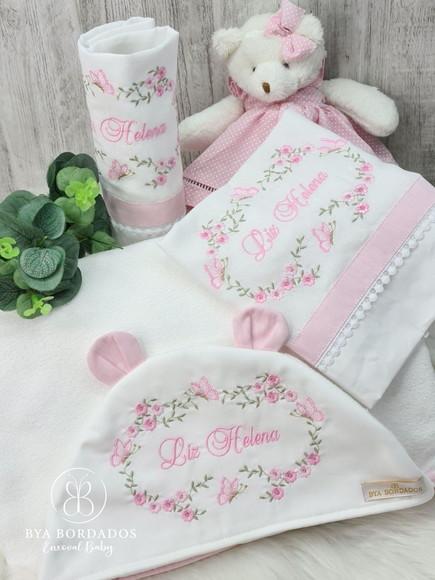Kit Toalha e Fraldas Boca Personalizado Flores e Borboletas