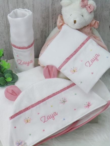 Kit Toalha e Fraldas Poá com Borboletass Candy Collor