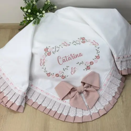 Enxoval Bebê Personalizado Bordado Flores e Borboletas