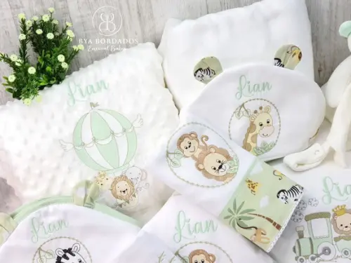 Enxoval Bebê Personalizado Safari para Gêmeos
