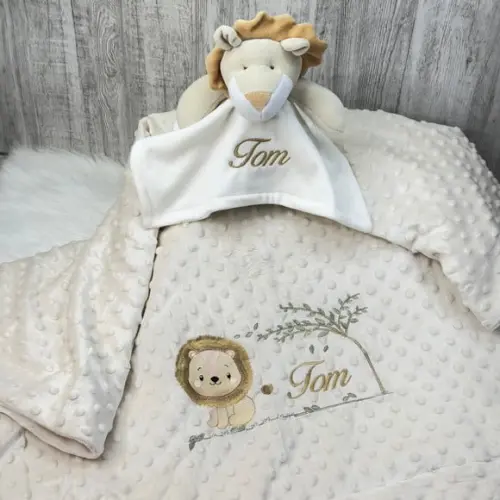 Kit Cobertor Bebê e Naninha Personalizados Leão