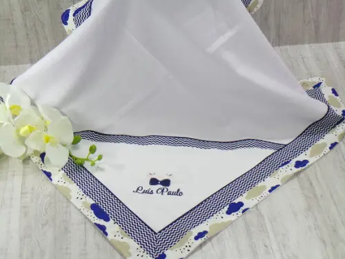 Kit Cueiro Toalha Fralda e Fraldas Nuvem