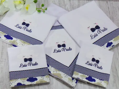 Kit Cueiro Toalha Fralda e Fraldas Nuvem