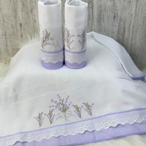 Kit de Fraldas Bebê Bordado Lavanda