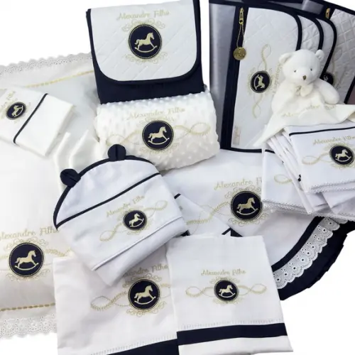 Kit Enxoval Bebê Bordado Cavalinho no Balanço