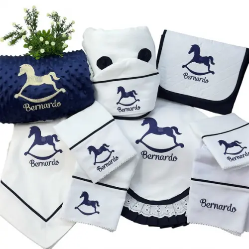 Kit Enxoval Bebê Bordado Cavalinho no Balanço