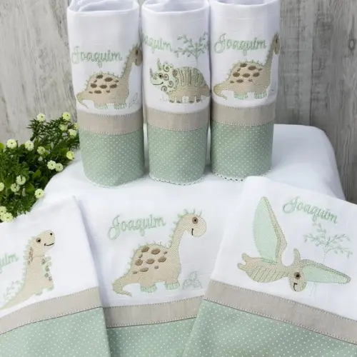 Kit Enxoval Bebê Bordado Dinossauros