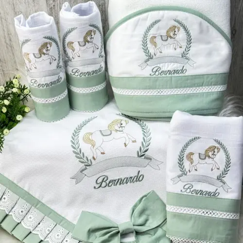 Kit Enxoval Bebê Cavalinho