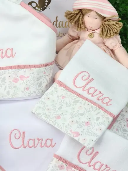 Kit Enxoval Bebê Flores e Passarinhos Personalizado