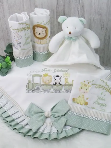 Kit Enxoval Bebê Personalizado Bordado Safari