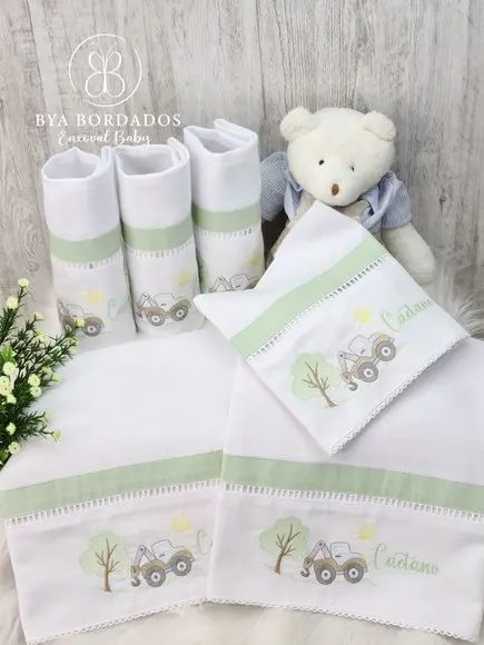 Kit Fralda Bordada Personalizada