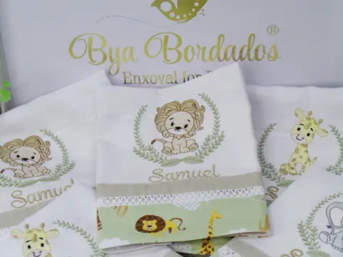 Kit Fraldas Bebê Bordada Personalizada