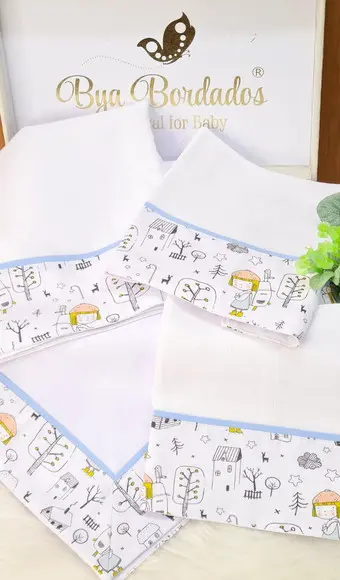Kit Fraldas e Cueiro Bebê Incluso Nome do Bebê