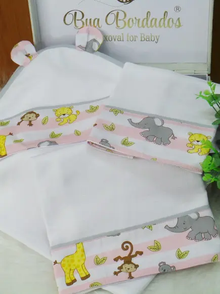 Kit Fraldas e Cueiro Safari Incluso Nome do Bebê