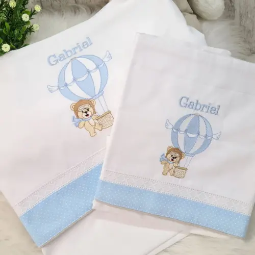Kit Lençol Berço Bordado Urso Baloeiro