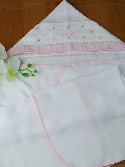 Kit Toalha Fralda e Fraldas Florzinha e Poá