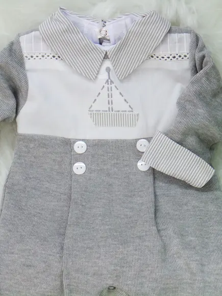 Macacão Bebê com Body Brinde Fralda de Boca Personalizada
